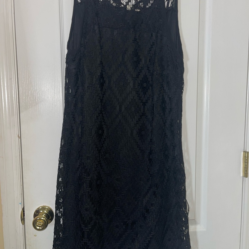 Elegant Black Lace Dress